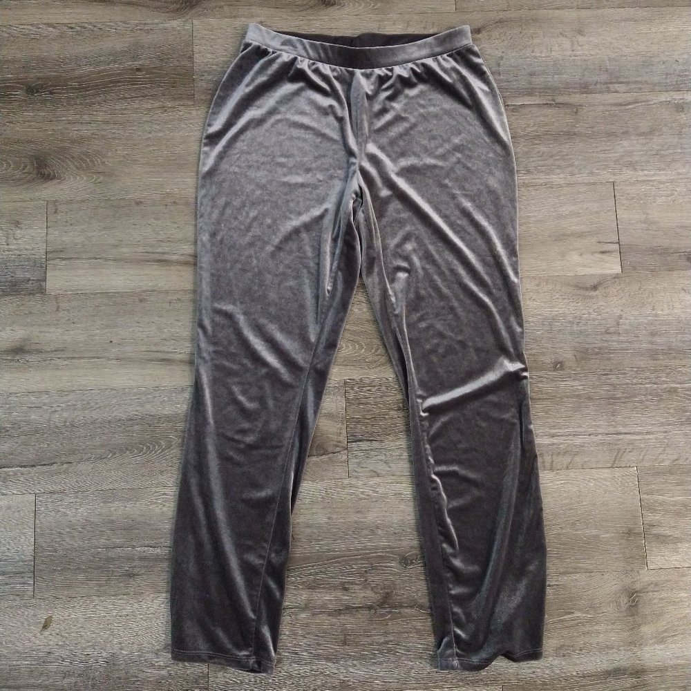 Ambrielle Velvet pajama pants - Picture 5 of 5